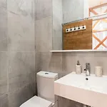 Baixa Modern Three-bedroom - By Lu Holidays Апартаменти Лісабон