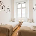 Апартаменти Baixa Modern Three-bedroom - By Lu Holidays *