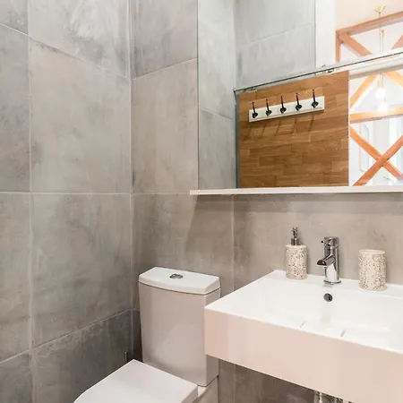 Baixa Modern Three-bedroom - By Lu Holidays Apartament Lizbona