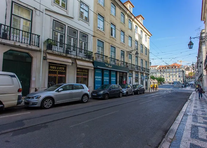 Baixa Modern Three-bedroom - By Lu Holidays شقة *