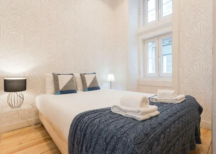 Baixa Modern Three-bedroom - By Lu Holidays شقة *