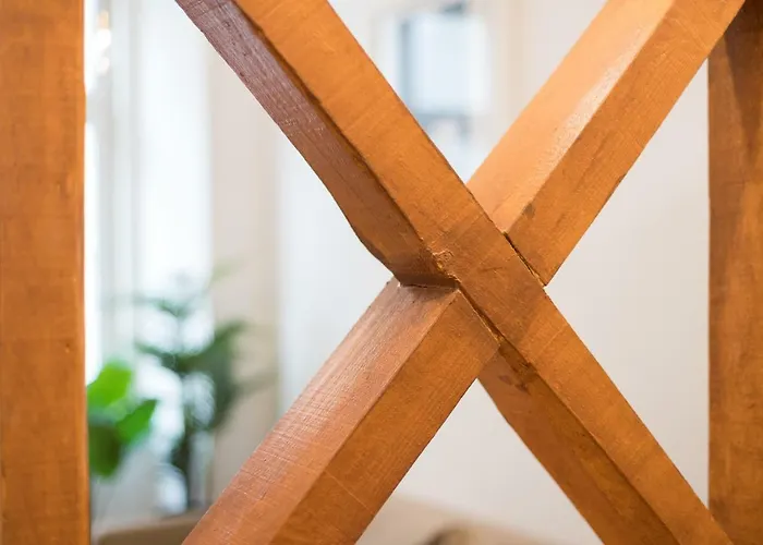 Baixa Modern Three-bedroom - By Lu Holidays