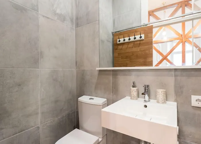 Baixa Modern Three-bedroom - By Lu Holidays شقة Lisboa