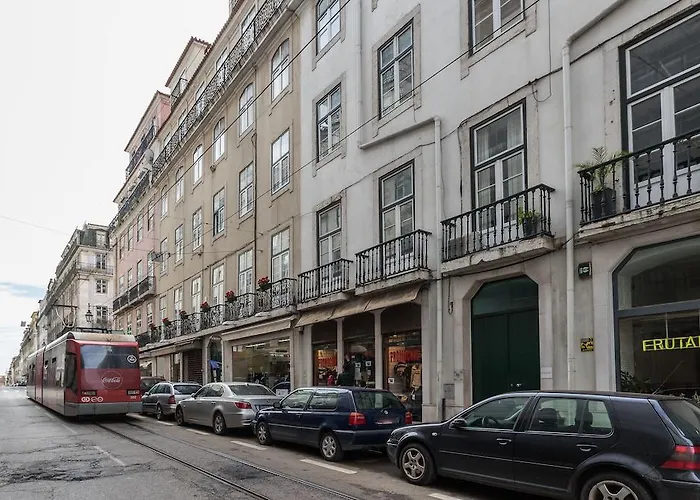 Baixa Modern Three-bedroom - By Lu Holidays * Lisboa