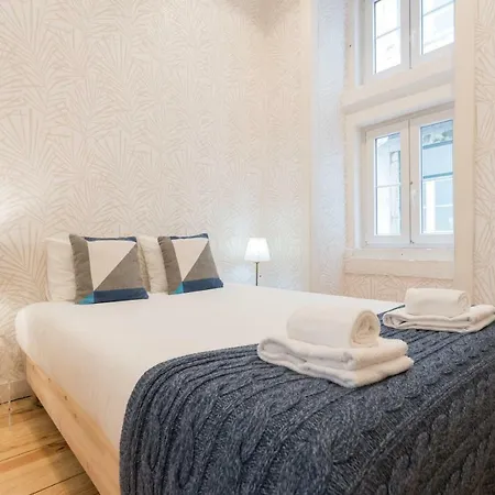 Baixa Modern Three-bedroom - By Lu Holidays Appartamento *